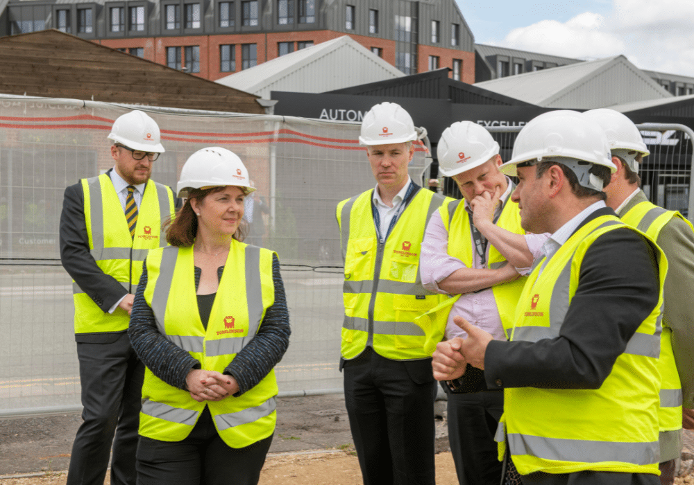 Mayor Claire visits the University of Nottingham's Jubilee Campus as part of the East Midlands Investment Zone Innovation Accelerator Fund programme