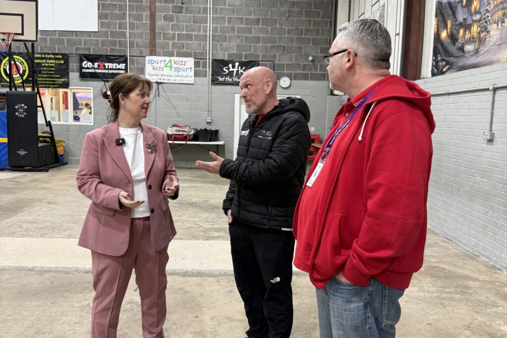 Mayor Claire meets community members in Warsop to hear about their plans.