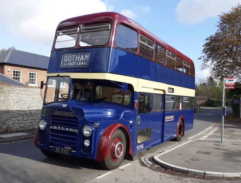 Leyland Lowlander SN82