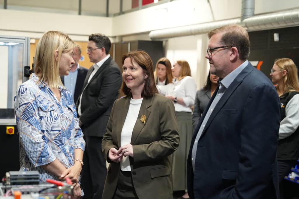 Mayor Claire Ward, centre, on a visit to University of Nottingham engineering innovation spin-out TextureJet in Ripley.