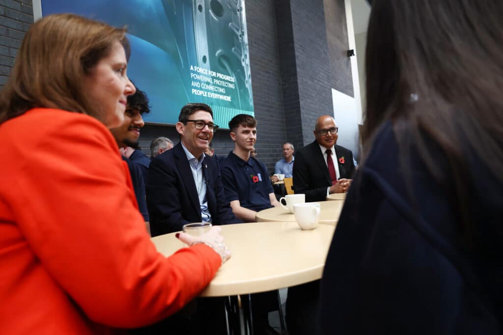 The Prime Minister and Mayor Claire sits down with Rolls-Royce employees and partners.